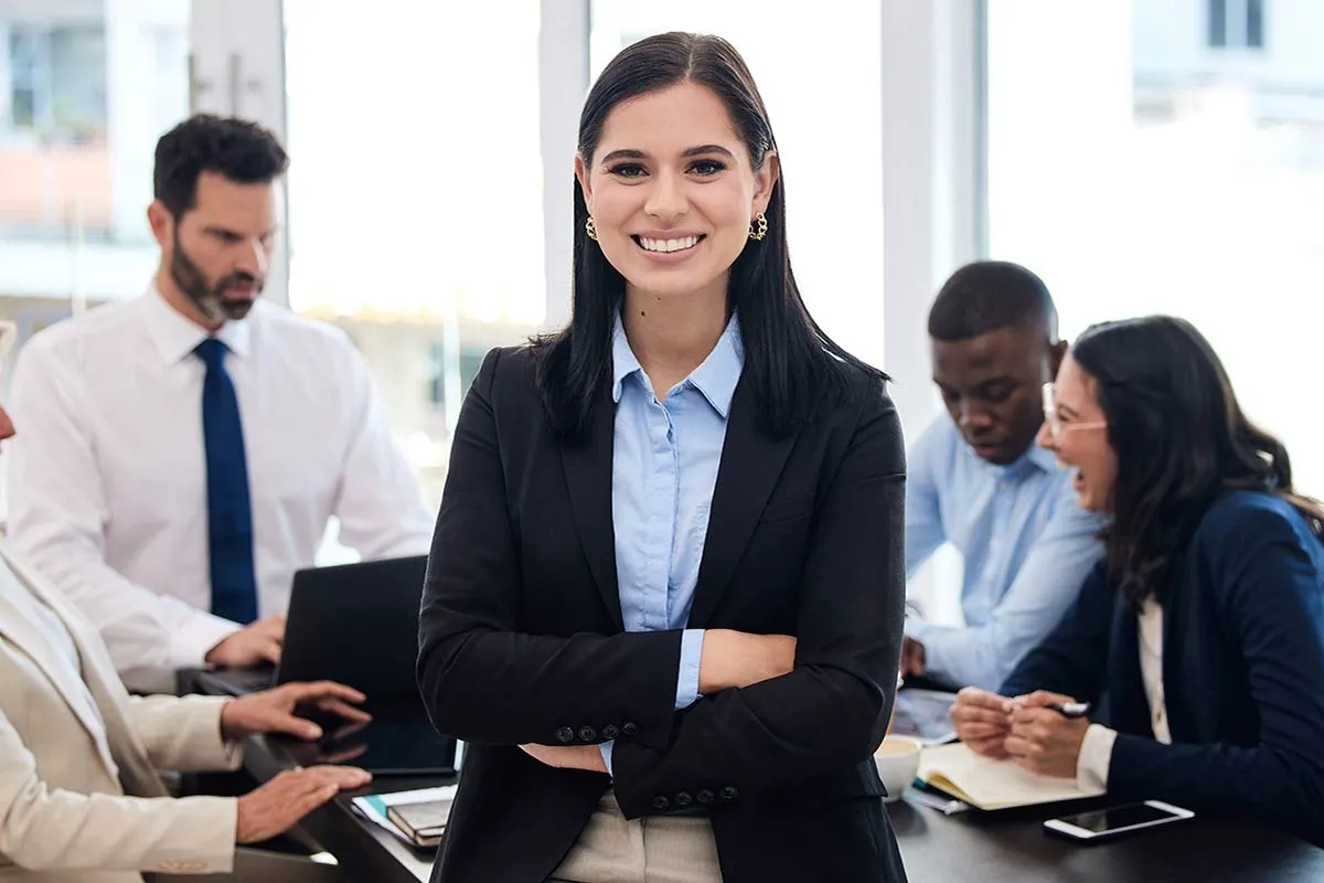 AGD RECRUTE COMMERCIAL (E)