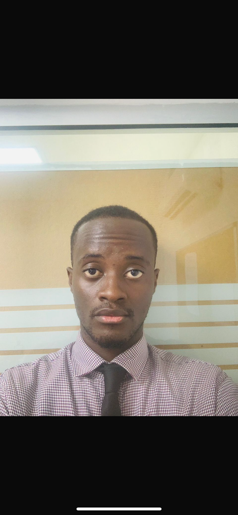 Profil candidat KOFFI EMMANUEL YEZOU - Stagiaire juriste, Assistant Rh