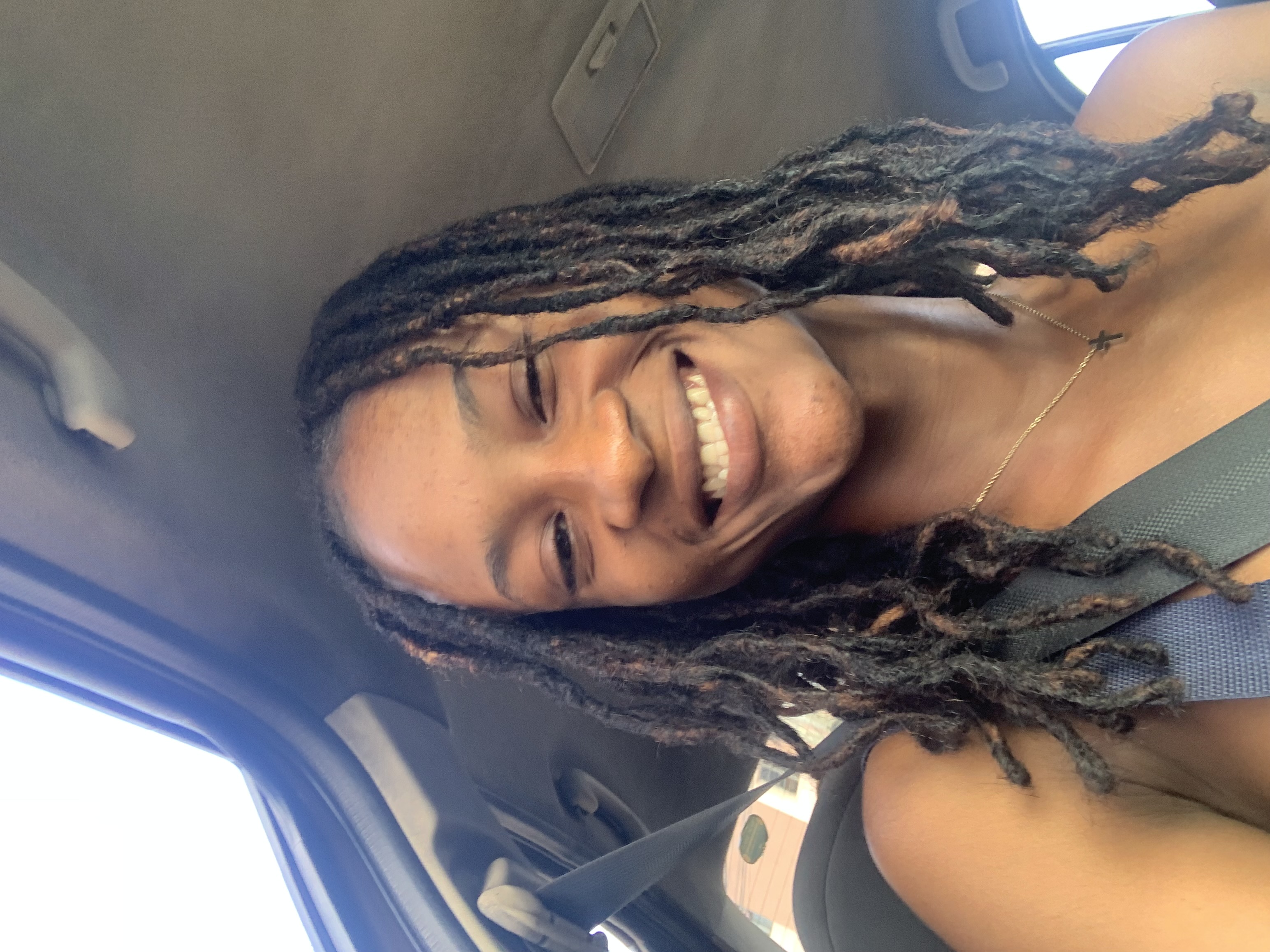 Profil candidat Okolo Prunelle Aude Maya - Serveuse