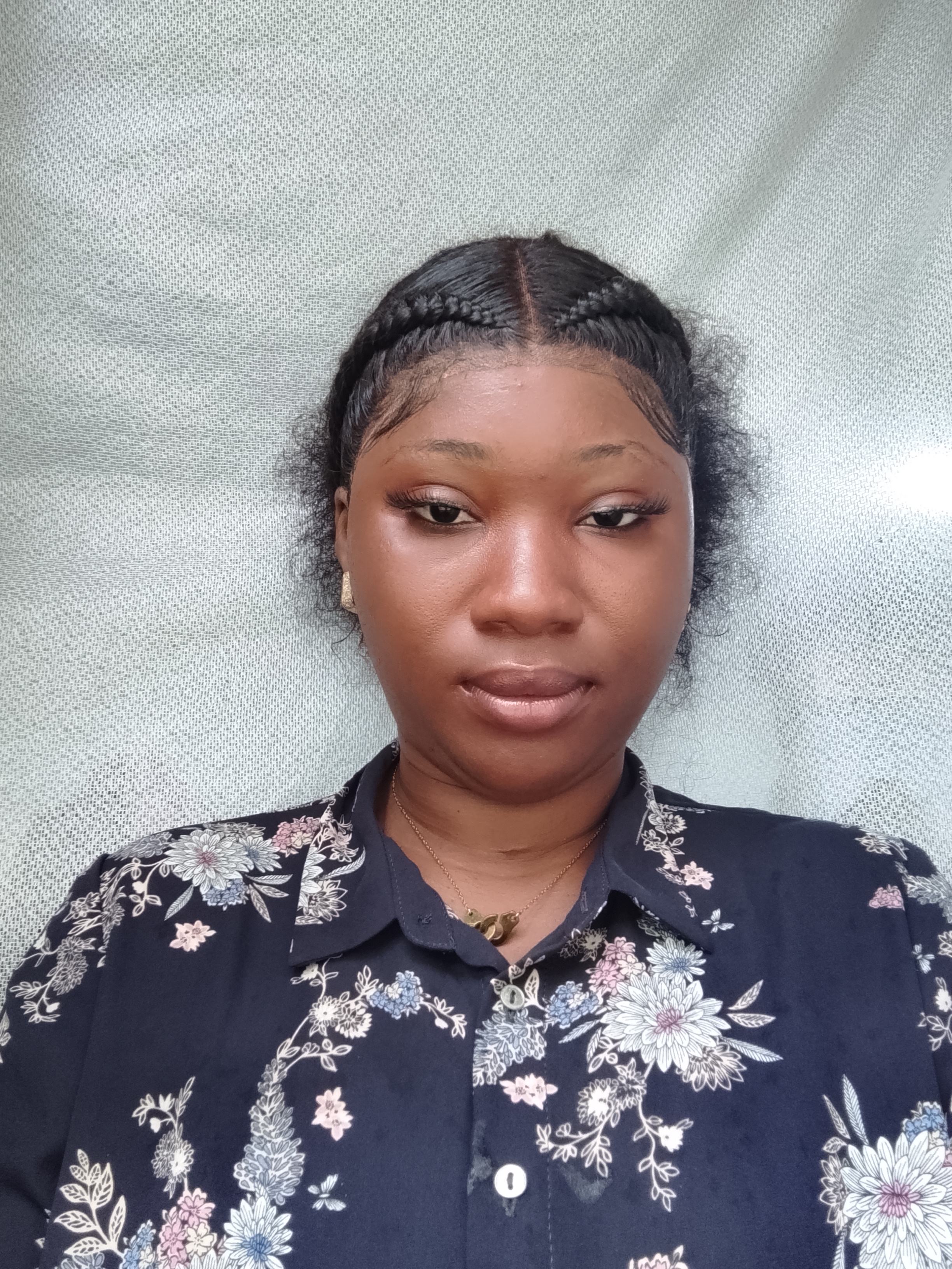 Profil candidat OKOUN Gnangbi Khadjon Géraldine sephora - Assistante administrative/juridique