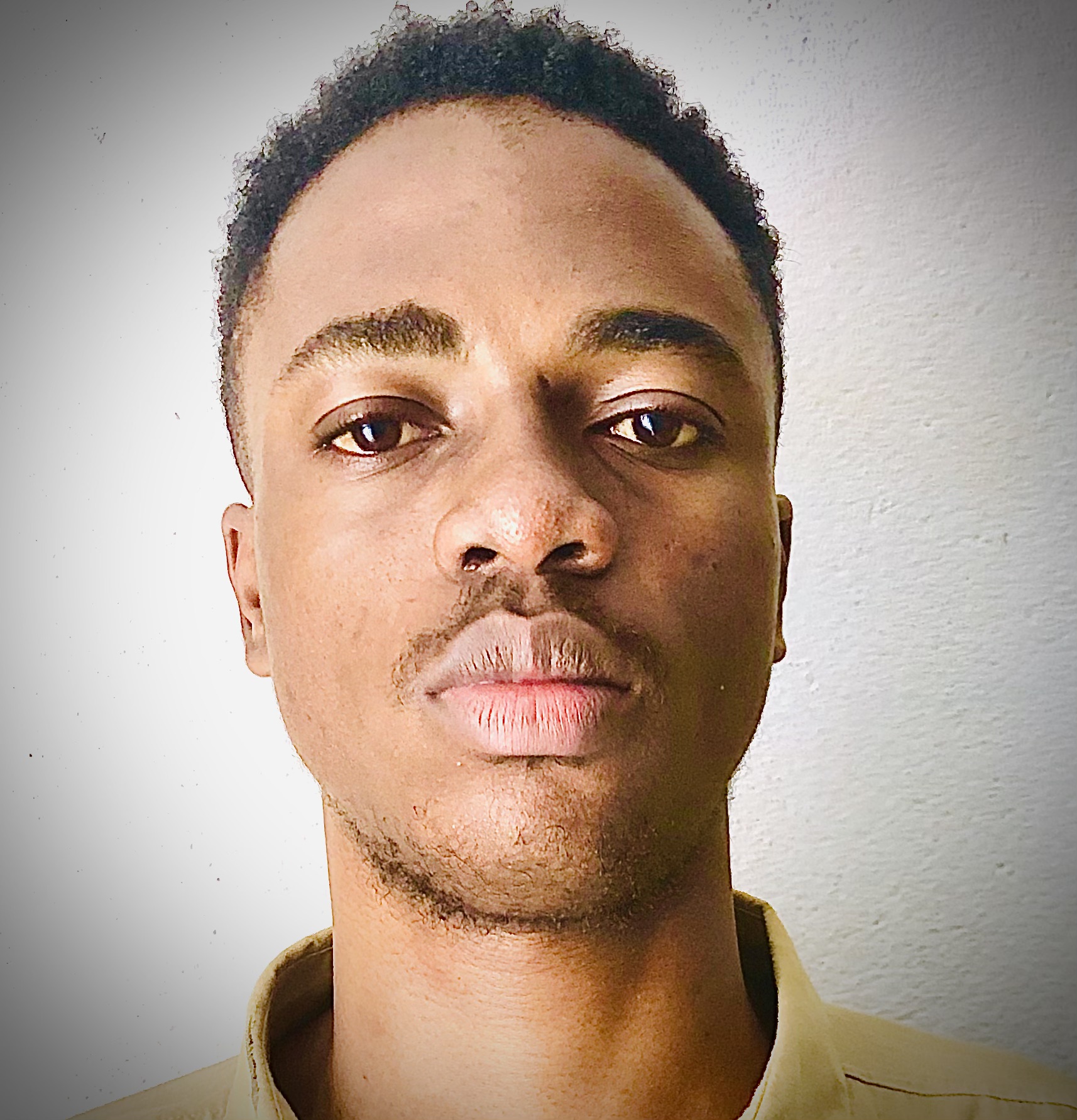 Profil candidat Koffi Kouakou josué Jules junior - Droit, call center, RH, Assistant de direction