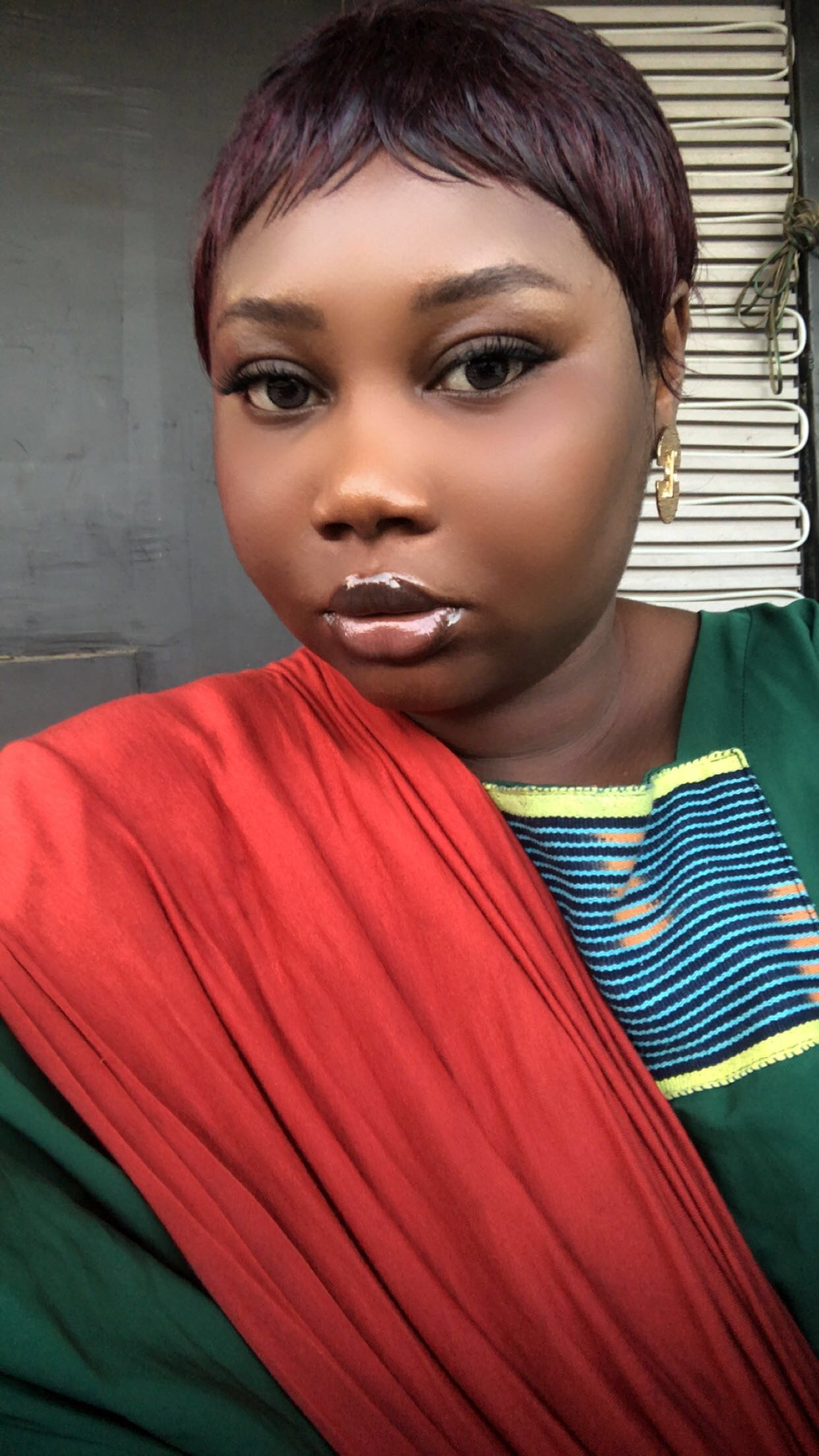 Profil candidat Adou Apo ange laeticia sephora - Vendeuse