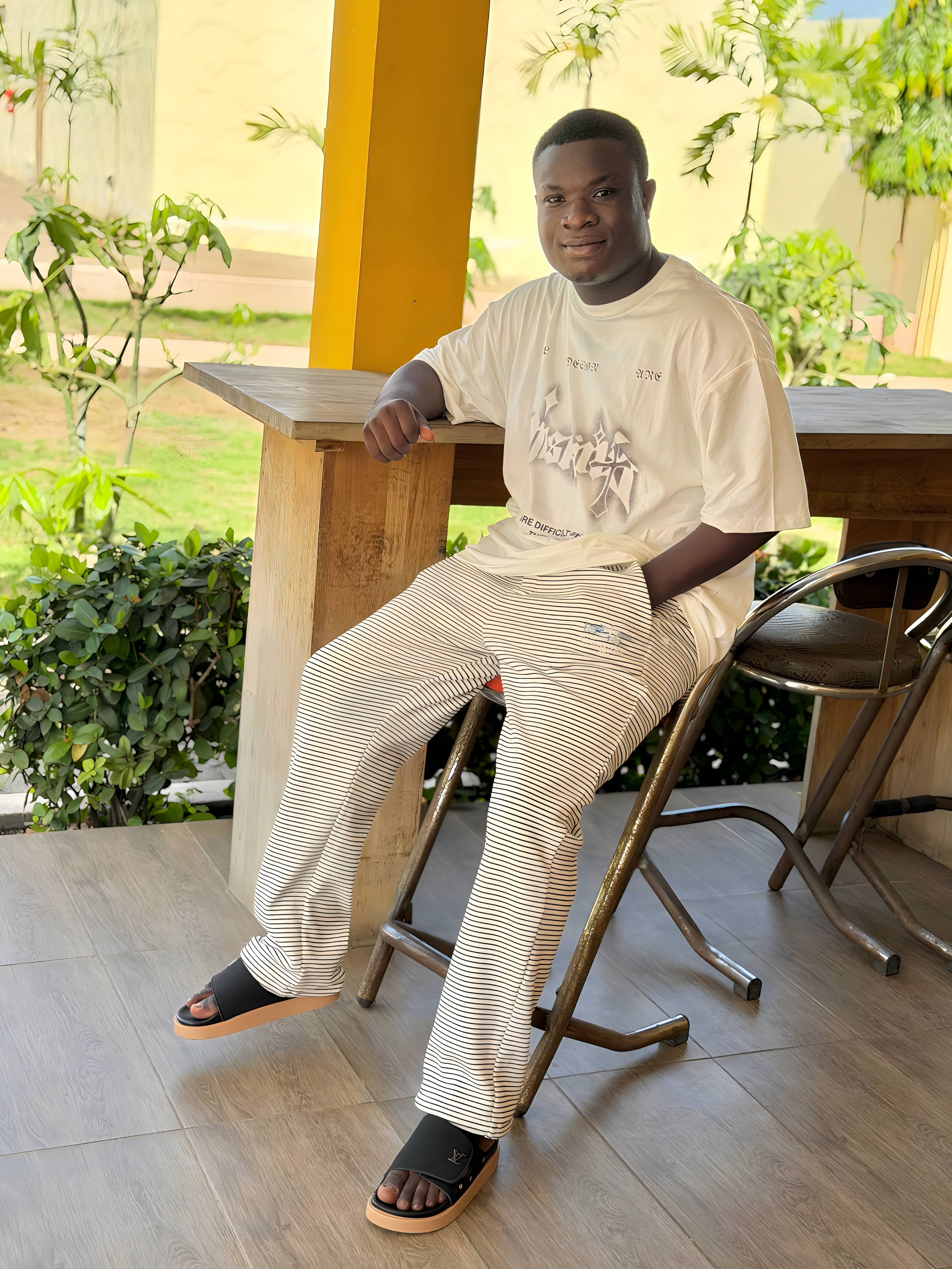 Profil candidat Datte Yapi Yves Daniel - Peu importe